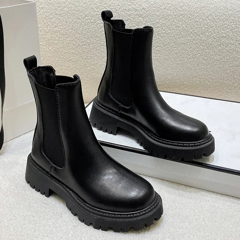 Women’s Chunky Chelsea Boots – Thick Sole Ankle Boots for Autumn and Winter Everyday Wear