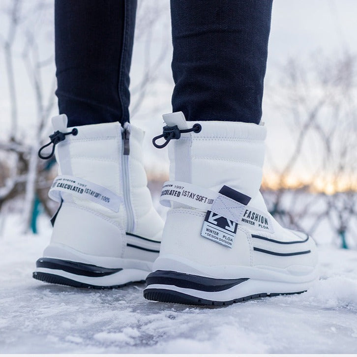 Men’s Waterproof Winter Ankle Boots – Padded High-Top Outdoor Style with Side Zip and Gripped Sole for Snow Travel and Everyday Cold-Weather Wear