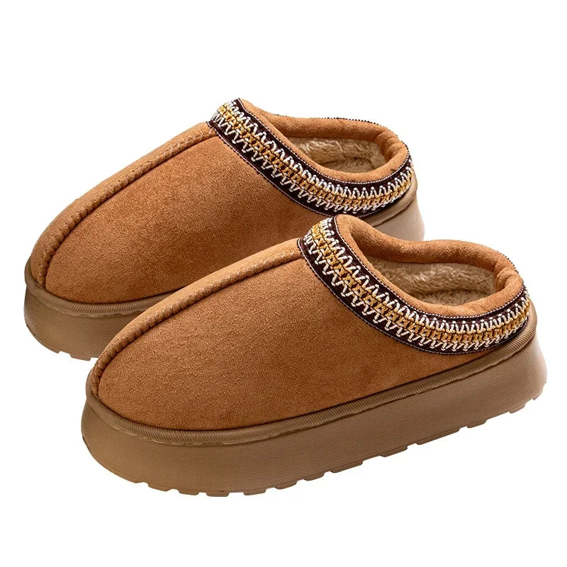 Women’s Plush-Lined Platform Slippers – Closed-Toe Winter House Shoes with Decorative Trim