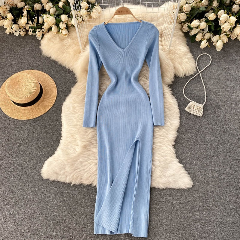 Women’s Ribbed Knit Bodycon Maxi Dress – Long Sleeve V-Neck Style for Autumn and Winter