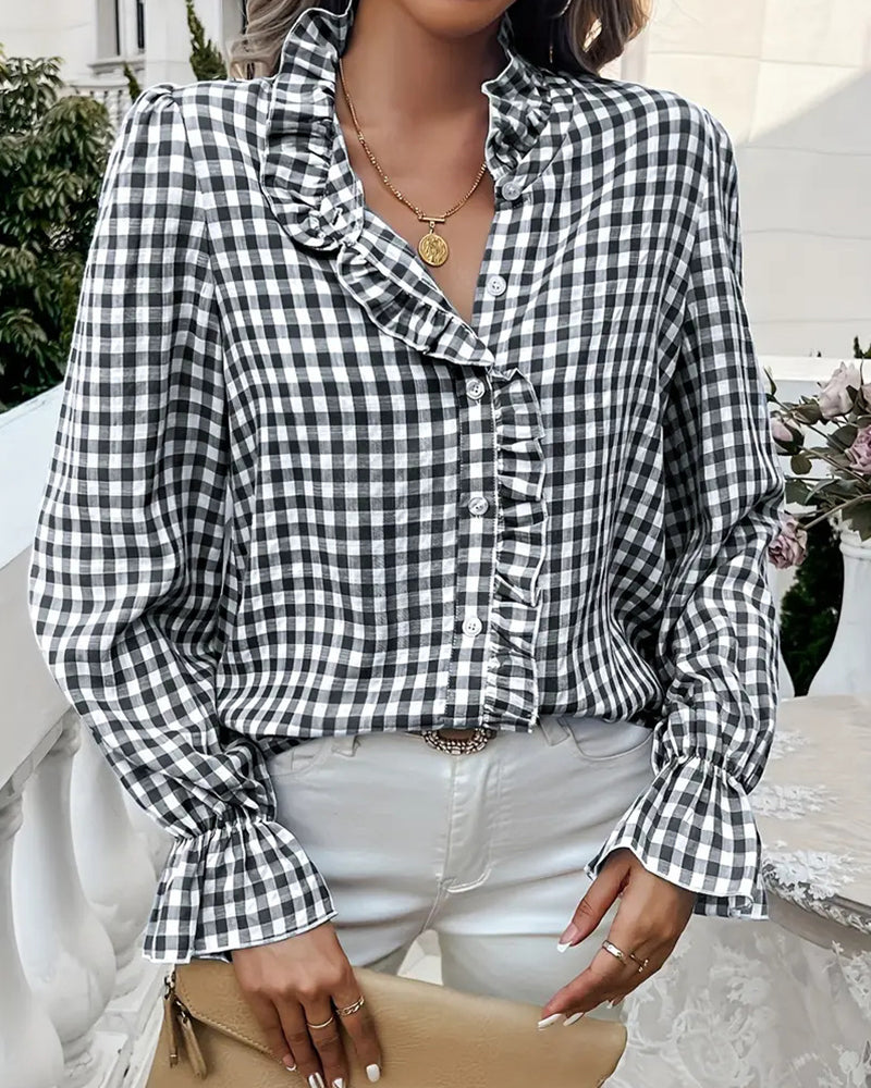 Damenbluse mit Vichy-Karo und Rüschen – Langarmhemd mit Knopfleiste, Rüschenkragen und ausgestellten Manschetten für Frühling und Sommer