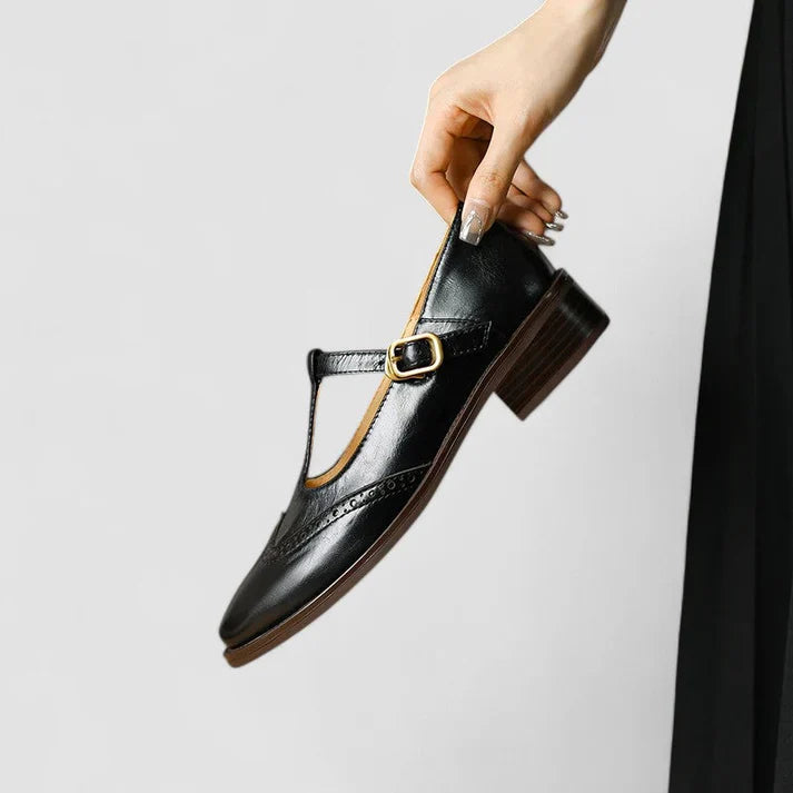 Scarpe Mary Jane da donna con dettaglio cinturino e fibbia
