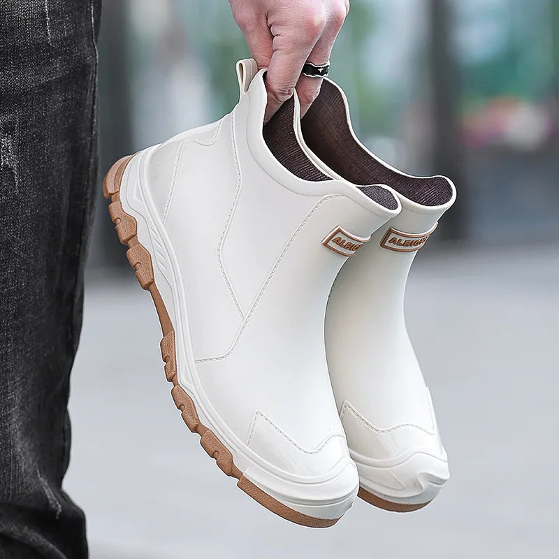 Wasserdichte Slip-On-Regenstiefel für Herren – Outdoor-Gummistiefel mit rutschfester Profilsohle