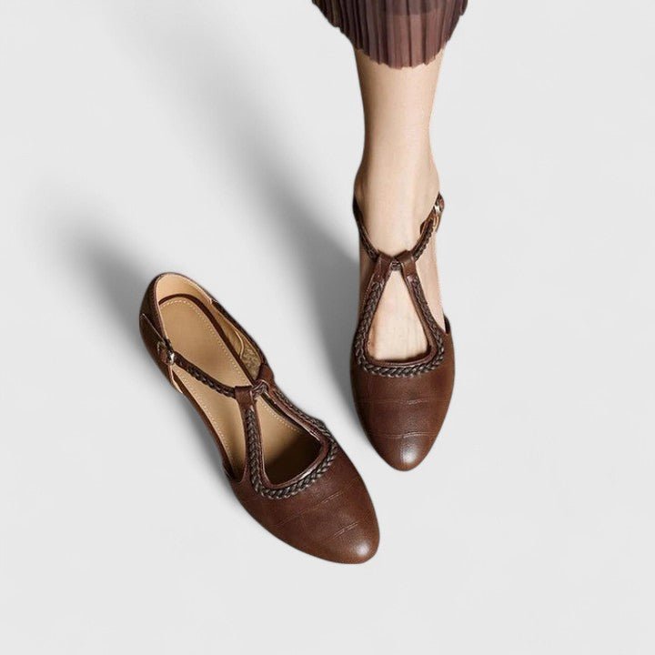 Dámské vintage lodičky s páskem ve tvaru T – s pleteným páskem a nízkým blokovým podpatkem pro elegantní ležérní styl