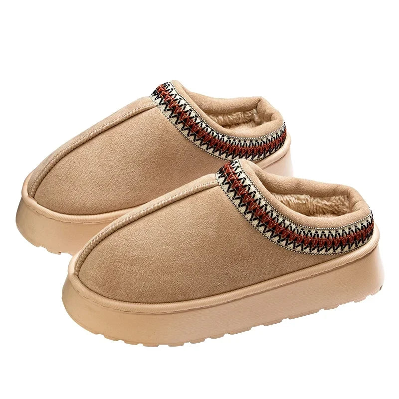 Women’s Plush-Lined Platform Slippers – Closed-Toe Winter House Shoes with Decorative Trim