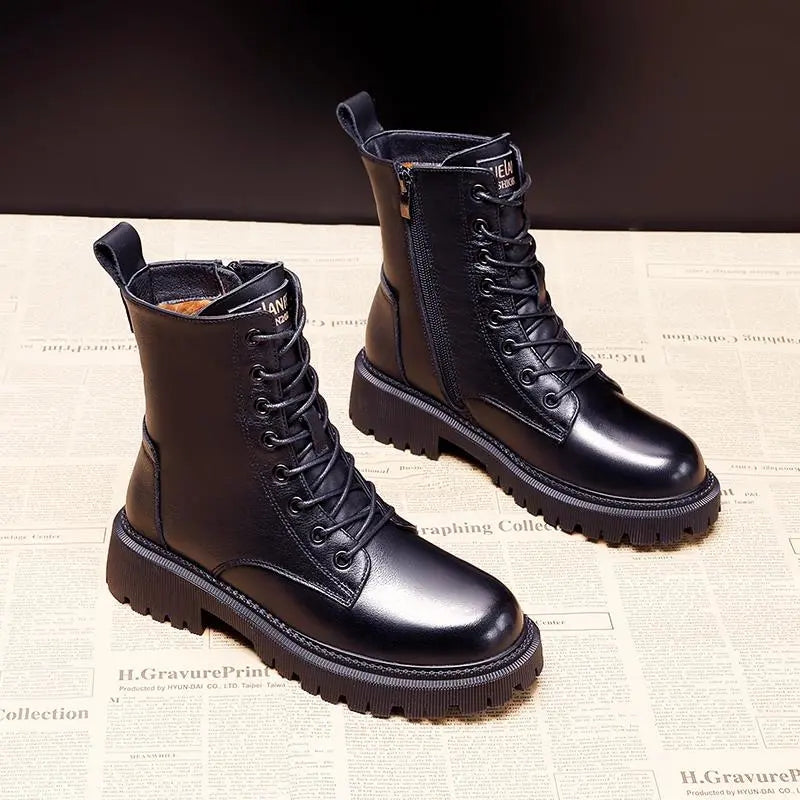 Women’s Leather Lace-Up Winter Ankle Boots – Warm Plush-Lined Chunky Sole Footwear for Casual Everyday Wear City Walks Autumn Outfits and Cold-Weather Winter Styling