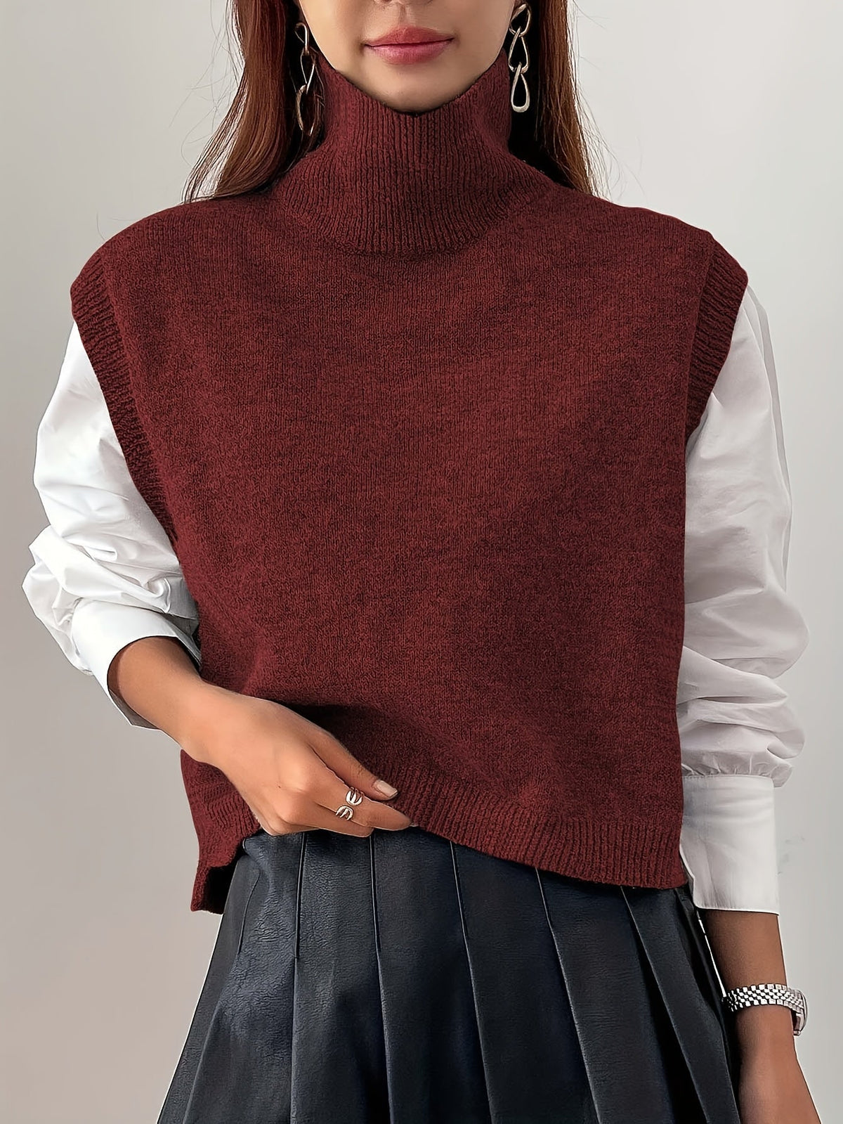 Vestă tricotată cu guler înalt pentru femei, cu borduri reiate și despicături laterale - strat lejer fără mâneci, pentru ținute clasice de zi cu zi și smart casual