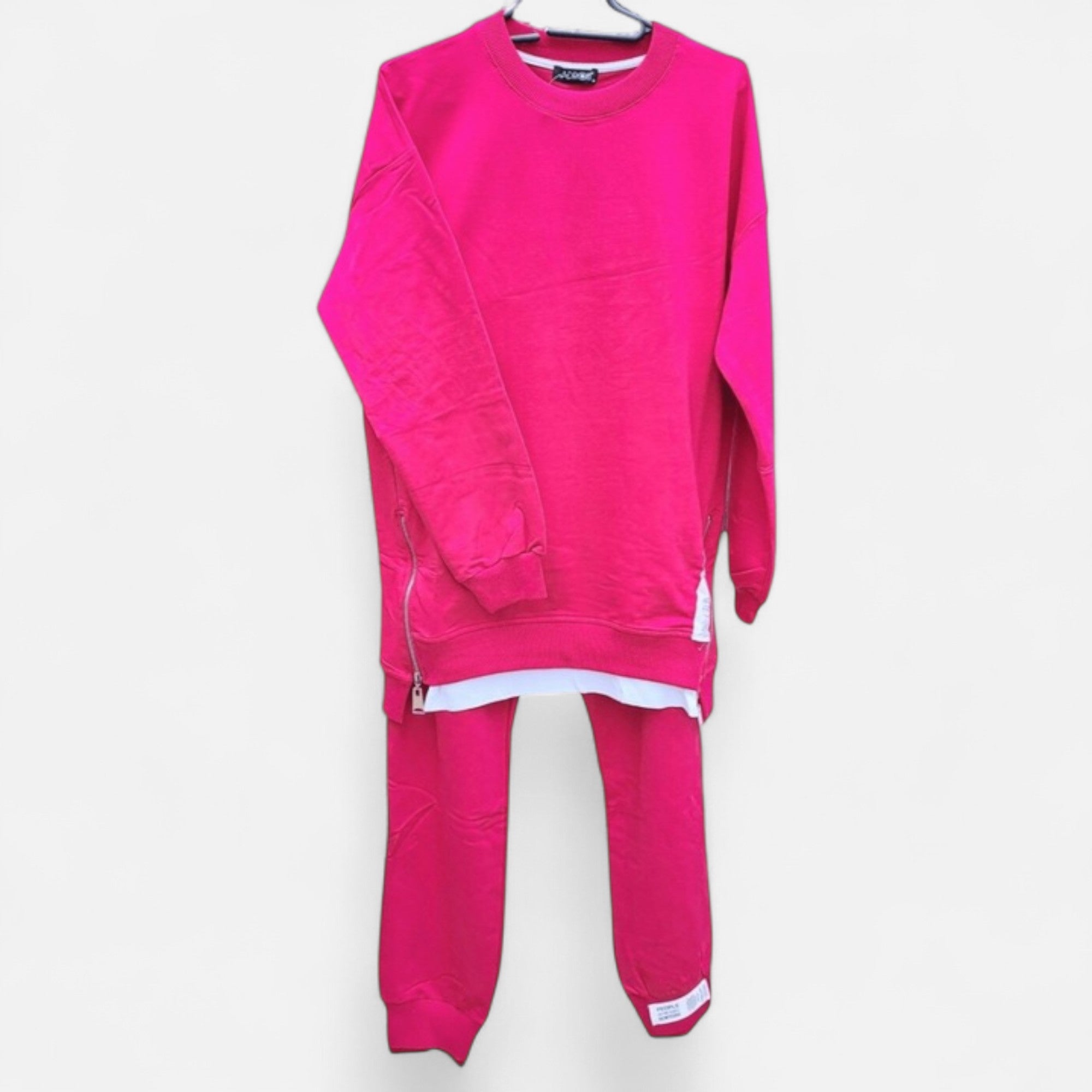 Valmonti | Women’s Refined Two-Piece Slit Sweatshirt & Pants Set