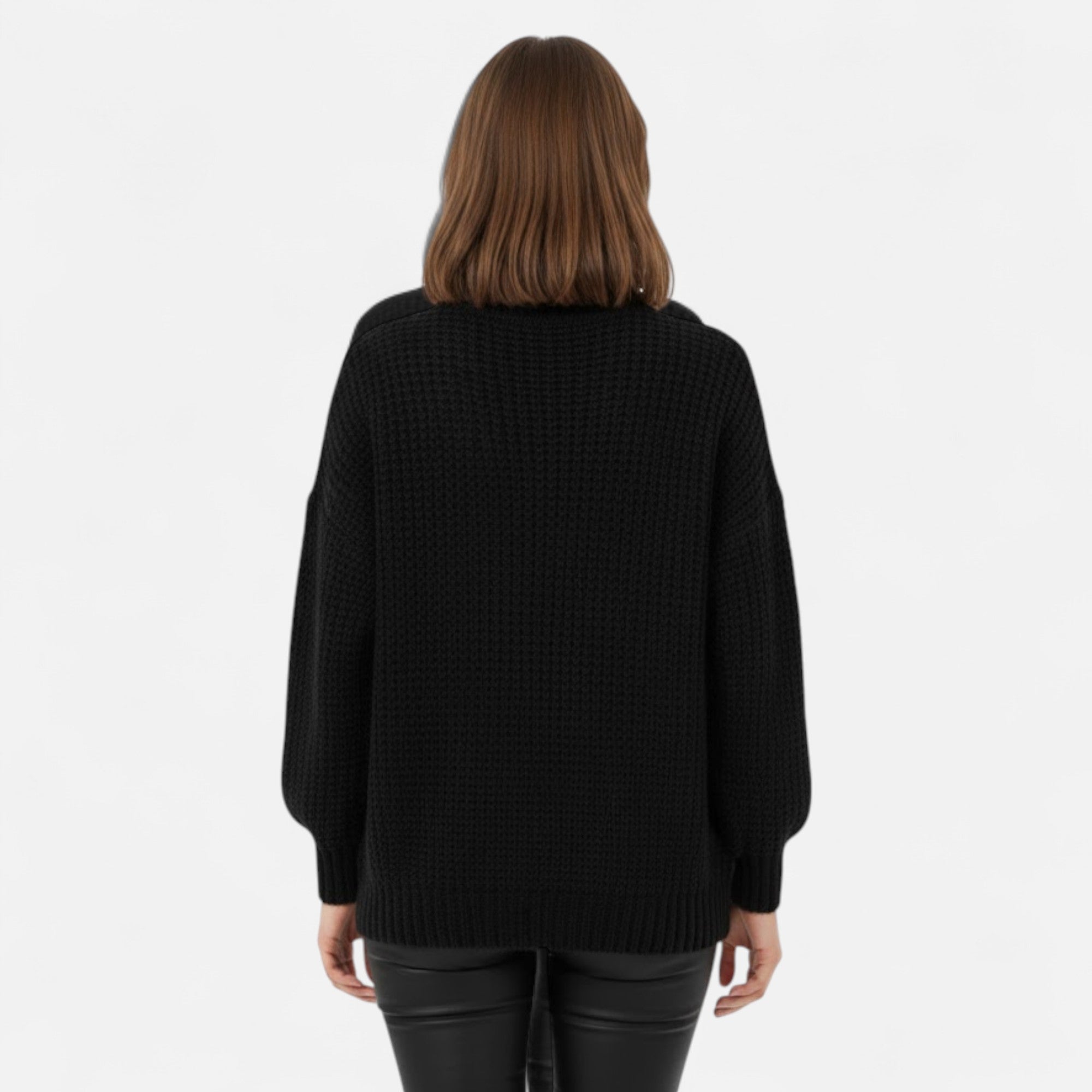 Valmonti | Women’s Wool-Blend Turtleneck Sweater – Classic Knit