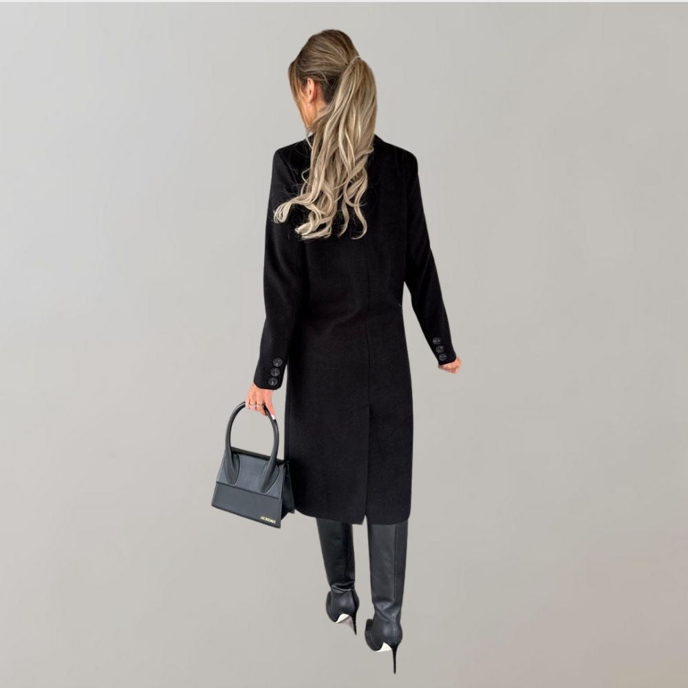 Women’s Double-Breasted Long Winter Coat with Notched Lapels and Flap Pockets – Classic Tailored Outerwear for Work and Elegant Cold-Weather Dressing