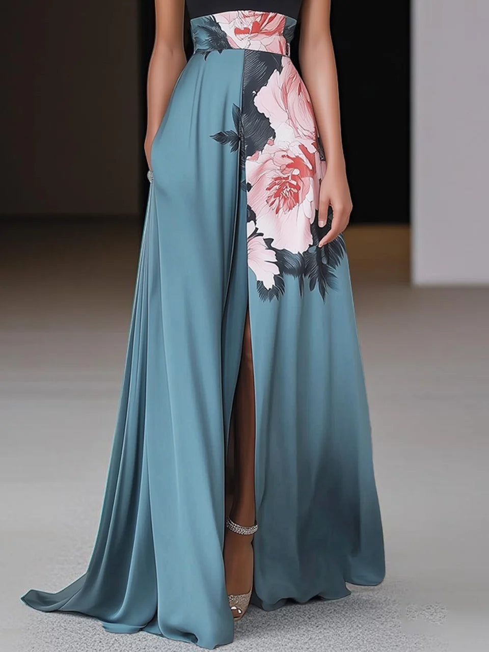 Vestido maxi estampado de mulher com decote halter – estilo elegante com racha para ocasiões noturnas