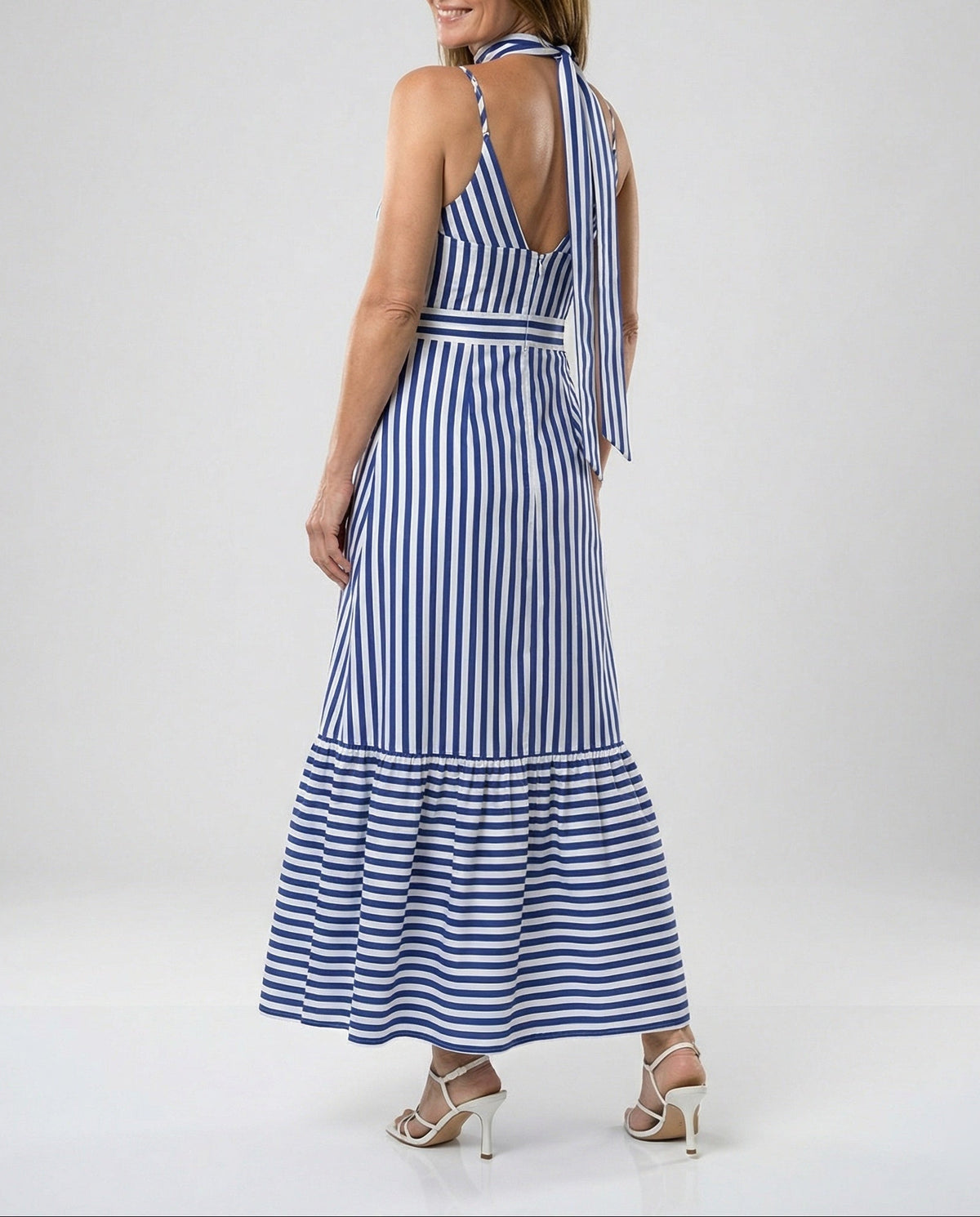 Vestido maxi estampado com decote em V para mulher – vestido de verão sem mangas, com saia em camadas, cintura cintada e detalhe de lenço, para férias