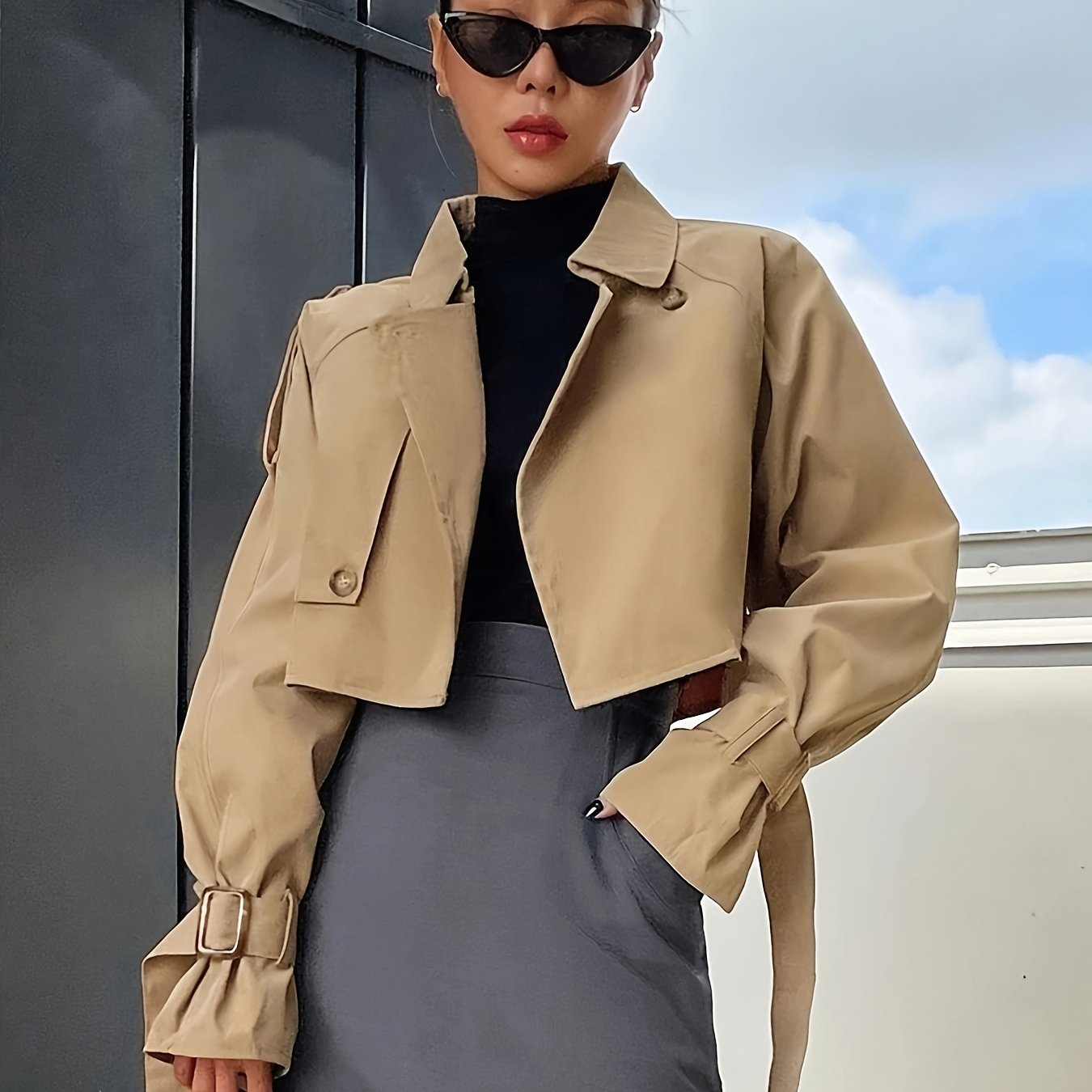 Women’s Cropped Trench Jacket – Structured Smart Casual Layer for City and Office Wear