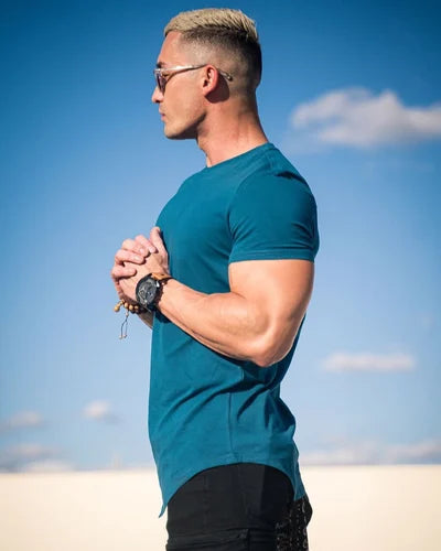 Herre Deep Cut Essential T-shirt – Strækbar, Åndbar, Komfortabel, Stilfuld, Atletisk, Hverdagspasform