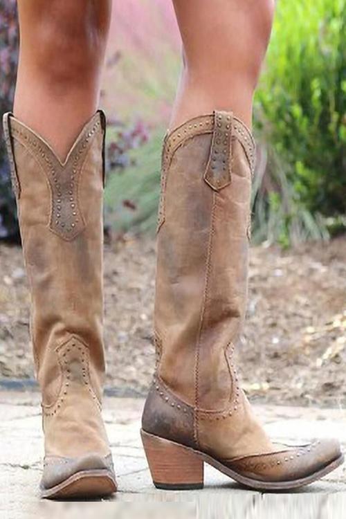 Hoge western-cowboylaarzen voor dames met studs - opvallend schoeisel met vintage uitstraling voor casual uitjes en festivals