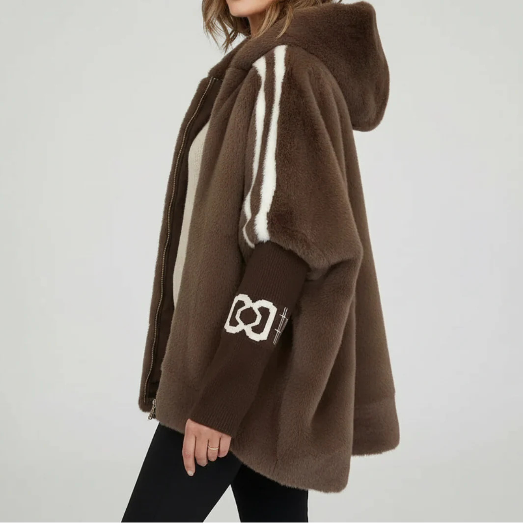Oversized vinterjakke i blød kunstpels til kvinder med kontrasterende strikærmer og høj krave – hyggelig teddyfrakke med lang pasform, lynlåslukning og afslappet pasform til afslappet streetwear og lag-på-lag i efteråret og vinteren