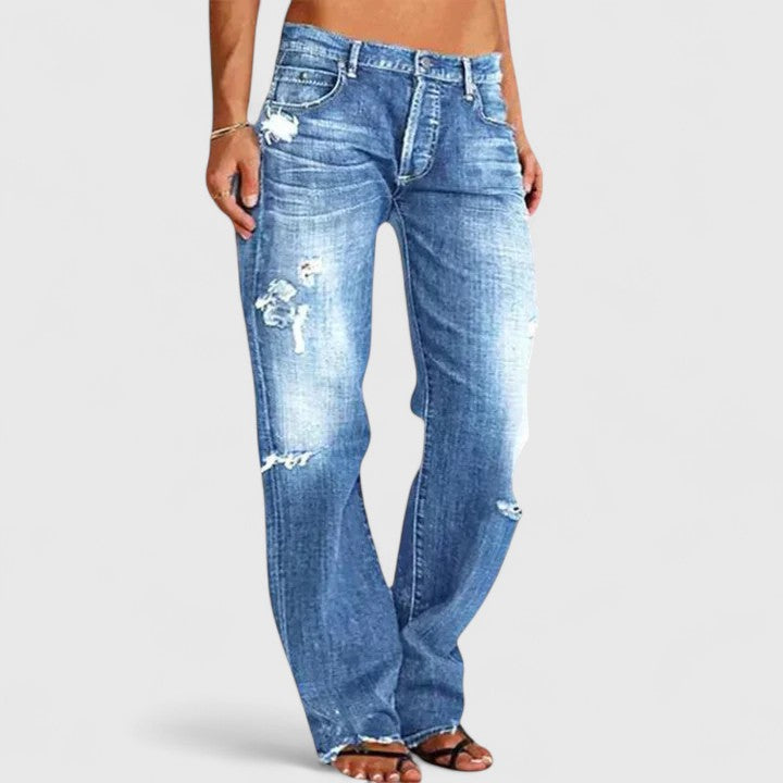 Jeans da donna rilassati a gamba dritta effetto vissuto - denim a tutta lunghezza d'ispirazione vintage per streetwear casual, viaggi del weekend e stile quotidiano di transizione