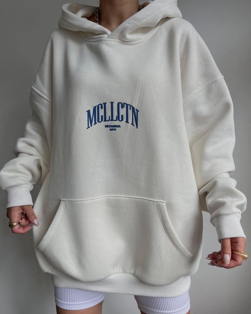 Women’s Oversized Printed Hoodie – Cotton-Blend Streetwear Layer for Travel and Casual Days