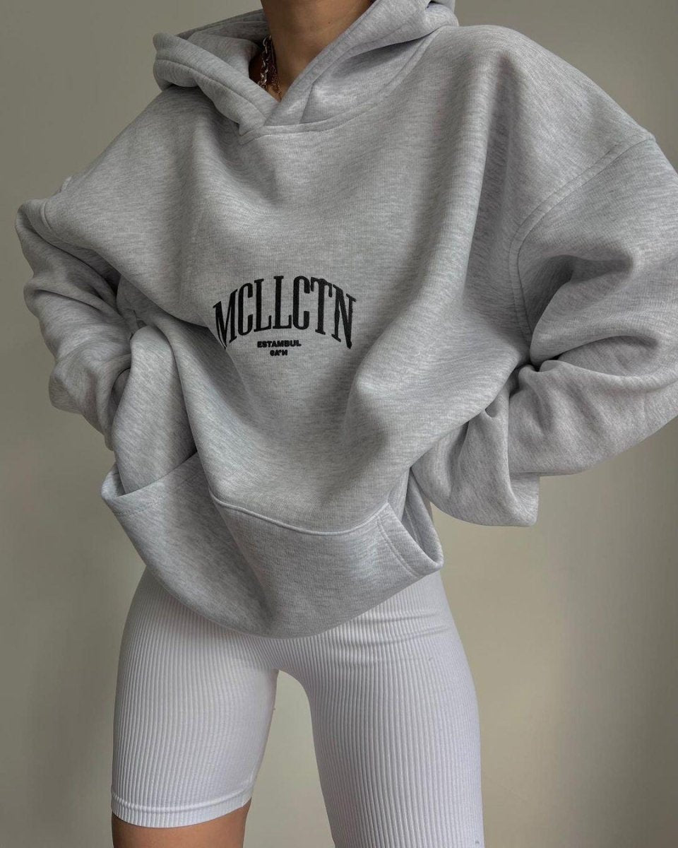 Women’s Oversized Printed Hoodie – Cotton-Blend Streetwear Layer for Travel and Casual Days