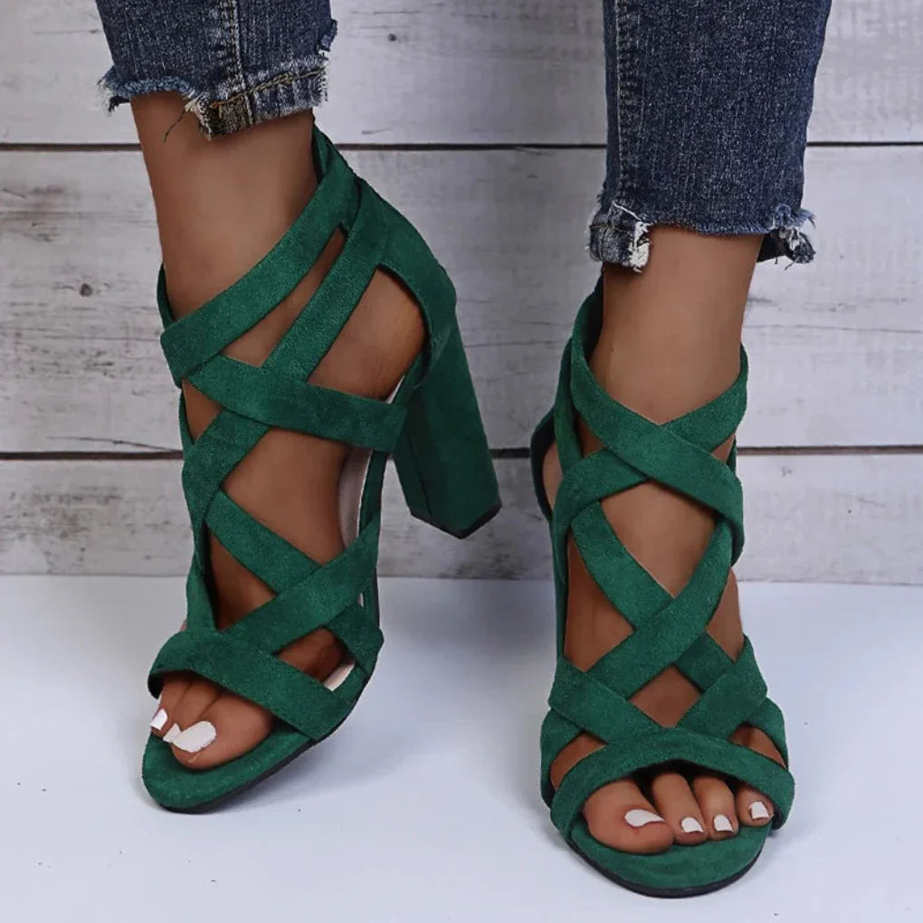 Női, keresztpántos, tömbsarkú szandál – stabil, nyitott orrú cipő tavaszra és nyárra