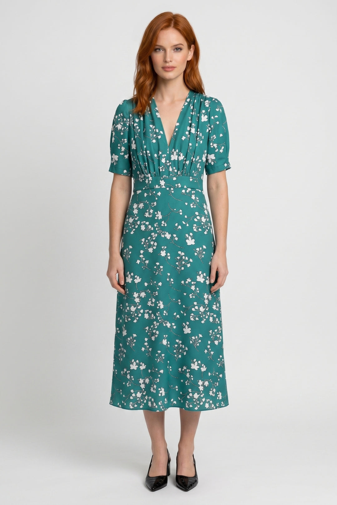 Vestito da donna stampato con scollo a V midi e dettaglio in vita