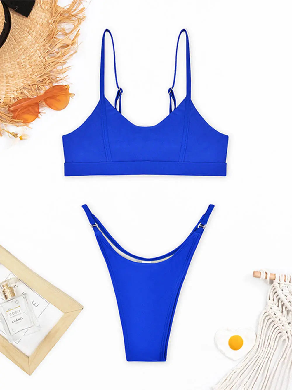 Set bikini minimal con spalline per donna con slip a vita alta