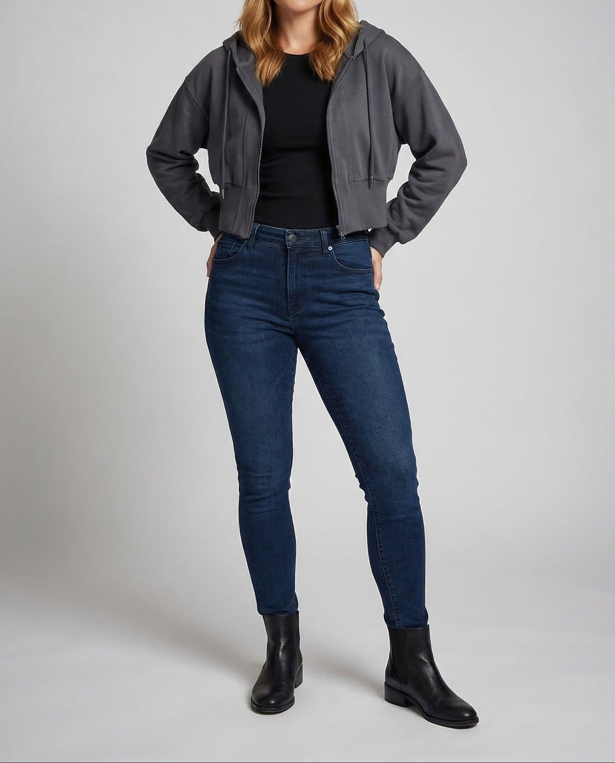 Women’s Cropped Zip-Up Hoodie with Drawstring Hood and Wide Ribbed Hem – Relaxed Long Sleeve Layer for Casual and Weekend Wear