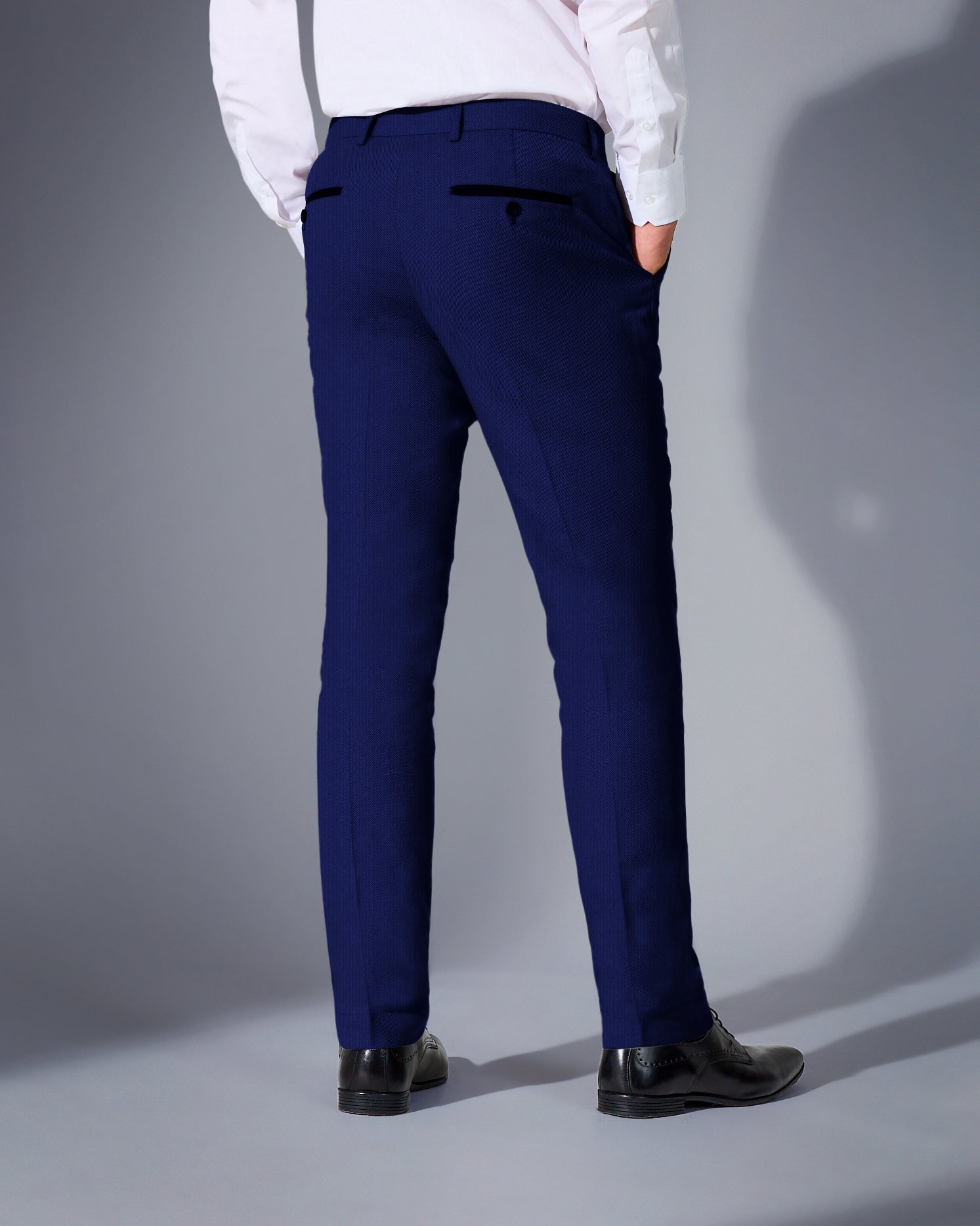 Men’s Tailored Fit Textured Formal Two Piece Suit
