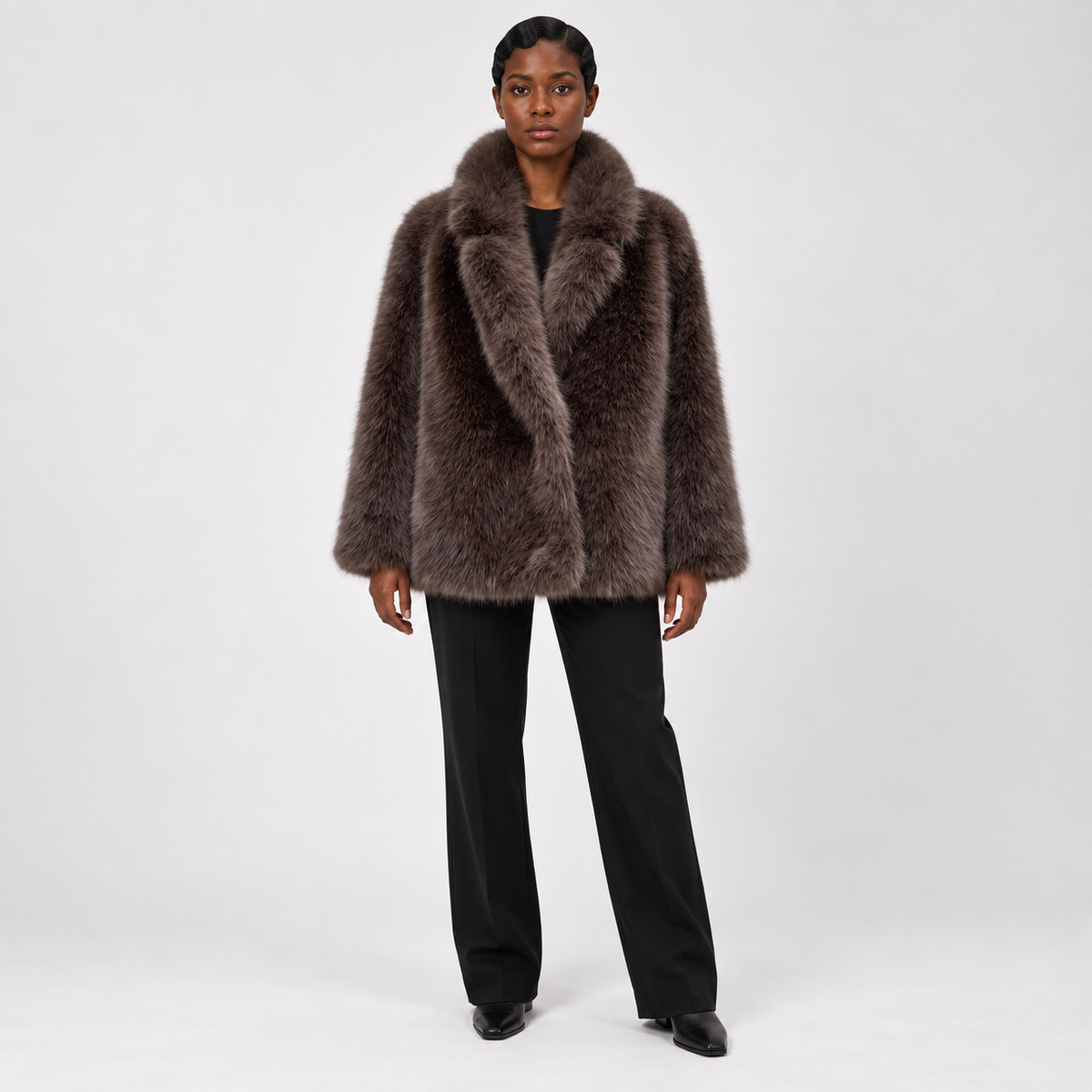 Chaqueta de invierno de piel sintética para mujer con solapas anchas - estilo relajado de pelo largo y largo hasta la cadera para días fríos elegantes y conjuntos sofisticados de otoño e invierno