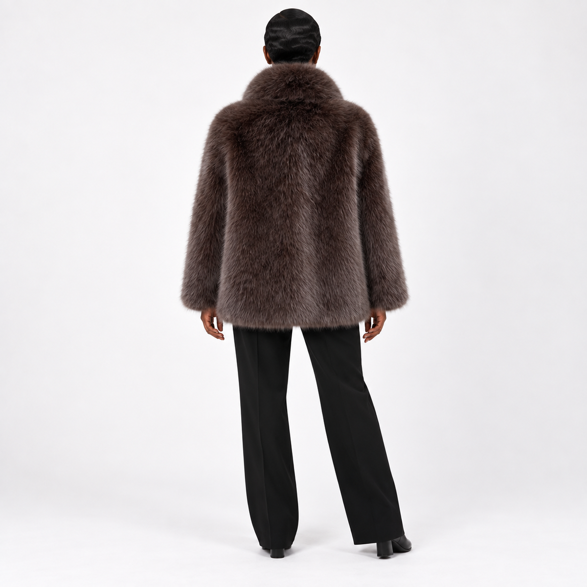 Chaqueta de invierno de piel sintética para mujer con solapas anchas - estilo relajado de pelo largo y largo hasta la cadera para días fríos elegantes y conjuntos sofisticados de otoño e invierno