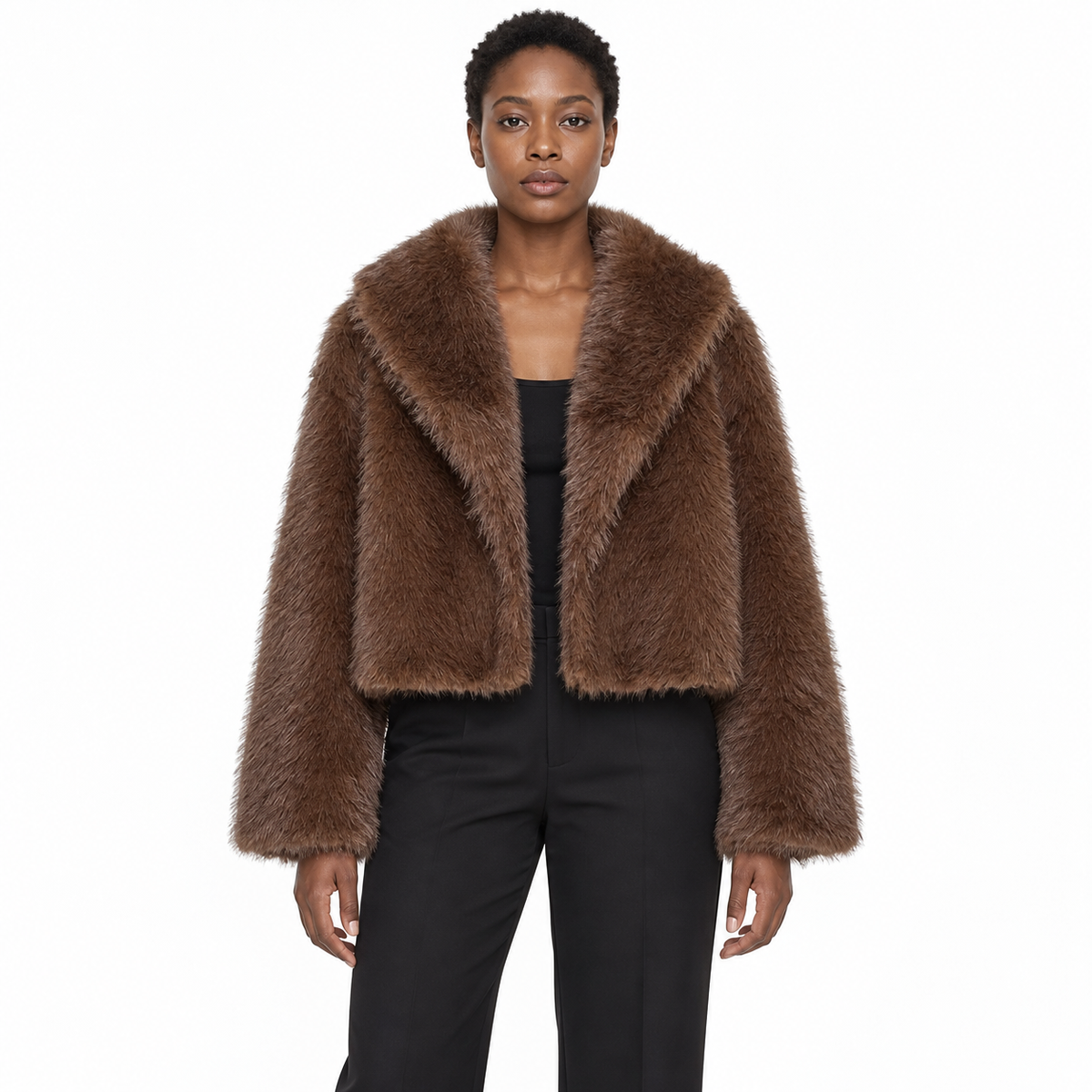 Chaqueta corta de invierno de piel sintética para mujer - Estilo relajado de felpa con solapas anchas para días fríos elegantes y superposiciones sofisticadas de noche