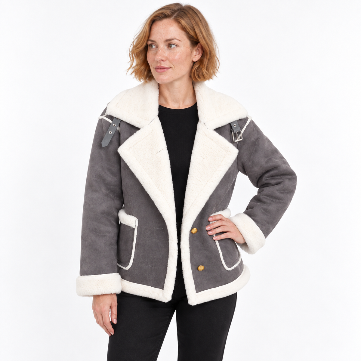 Dámska bunda so semišovým vzhľadom a lemom z ovčej kožušiny - oversized strih s veľkými klopami a detailom pracky na útulné jesenné a zimné dni a elegantné ležérne vrstvenie