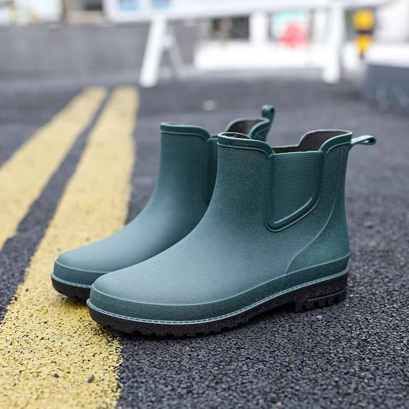 Bottes de pluie Chelsea imperméables pour homme – Design à enfiler à la cheville, avec empiècements latéraux élastiques et semelle crantée