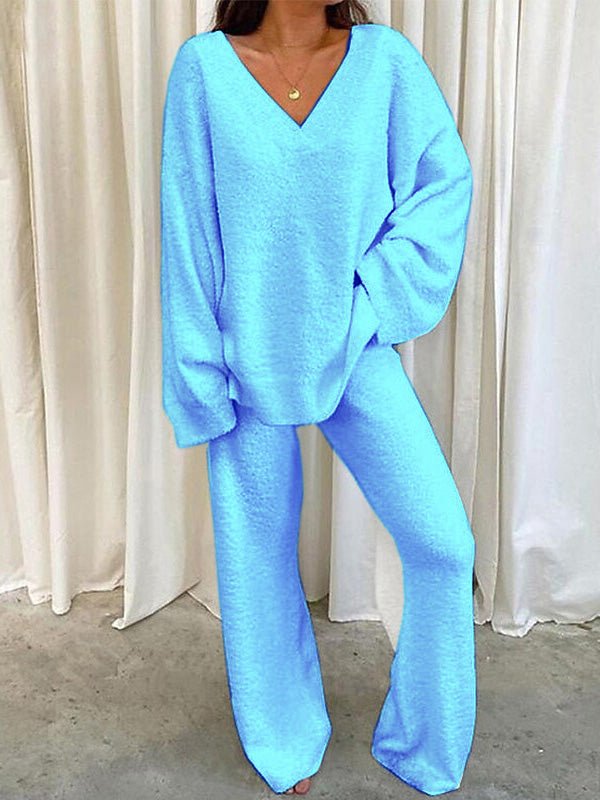 Women’s Soft V-Neck Lounge Set – Slouchy Long-Sleeve Top with Flowing Wide-Leg Trousers for Autumn and Winter
