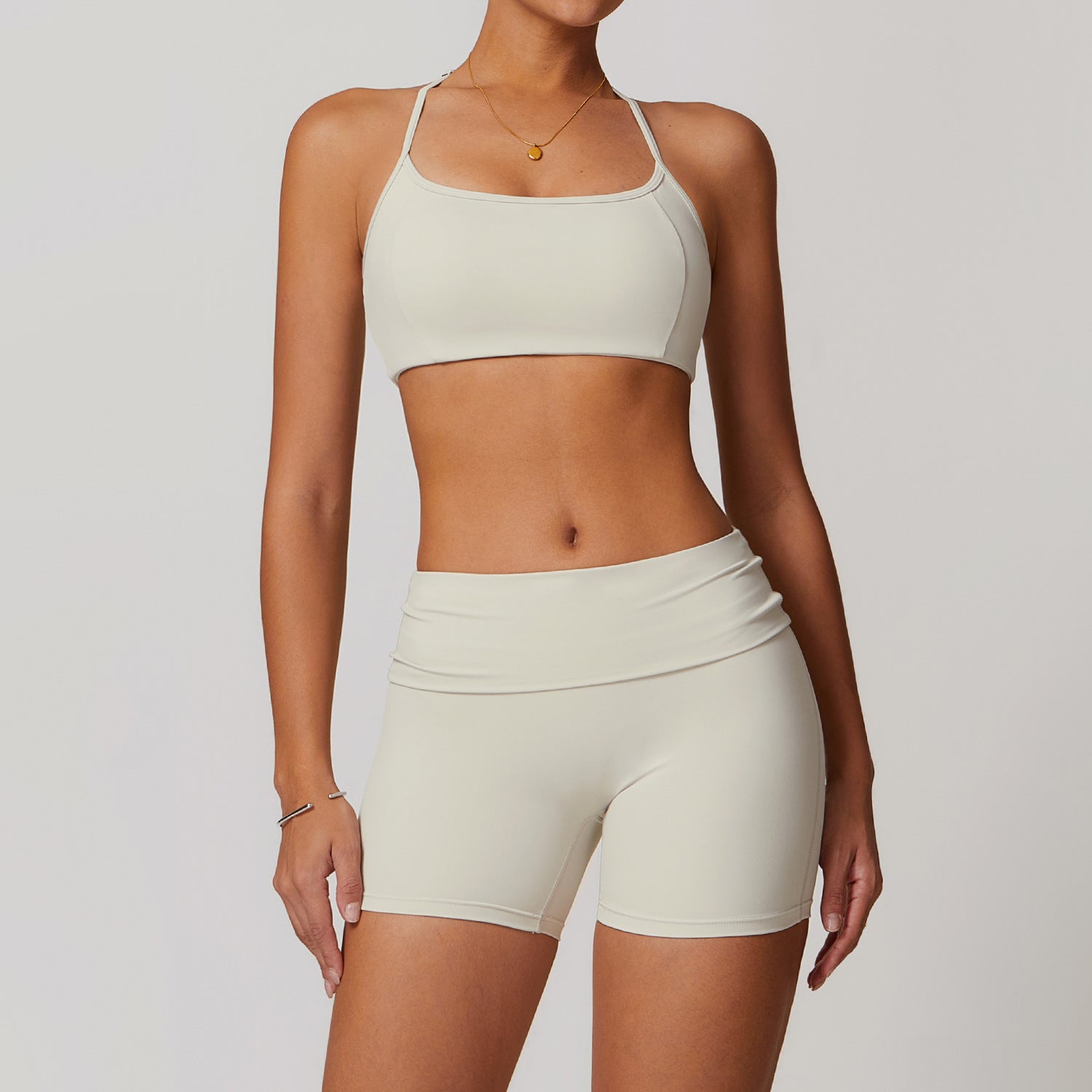 Set yoga donna con top a spalline e pantaloncini aderenti Sculpt Fit