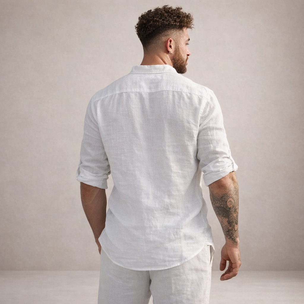 Camicia da uomo in lino con abbottonatura aperta, maniche arrotolate, vestibilità resort