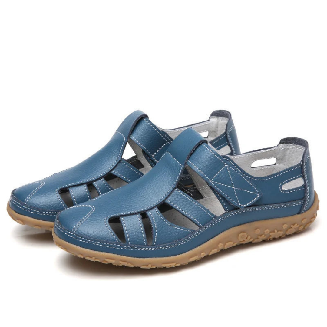 Damen-Sandalen mit geschlossener Zehenpartie und verstellbarem Riemen – Lässige Schuhe mit Aussparungen für jeden Sommertag