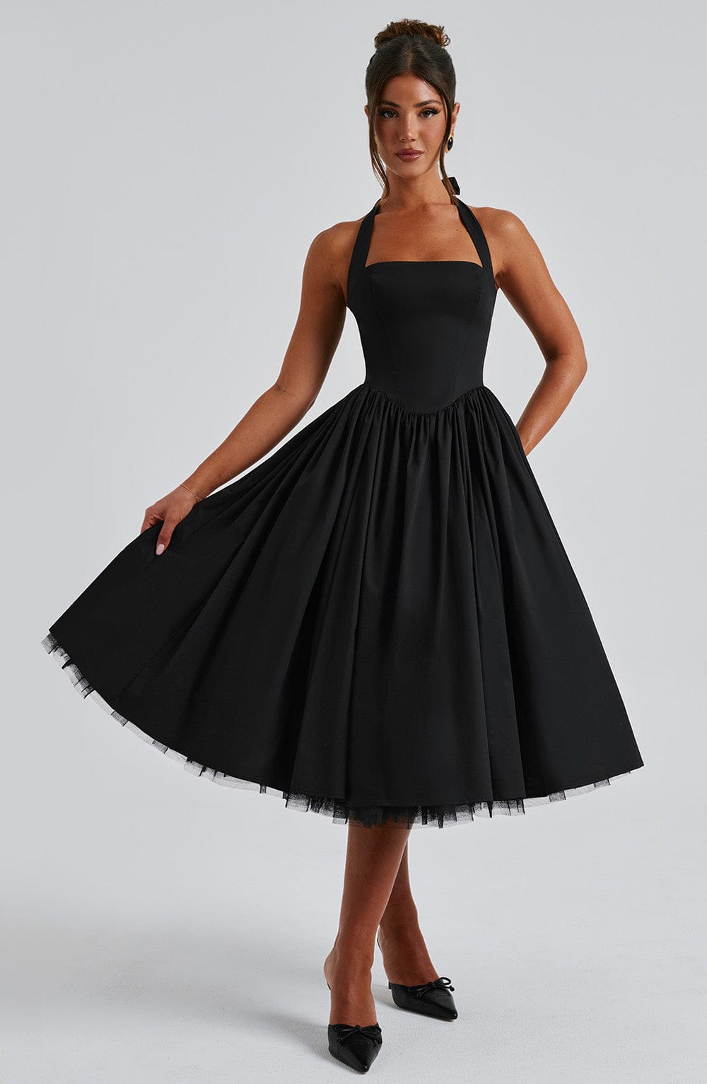 Women’s Halterneck Midi Dress – Fit and Flare Wedding Guest Style for Summer Events