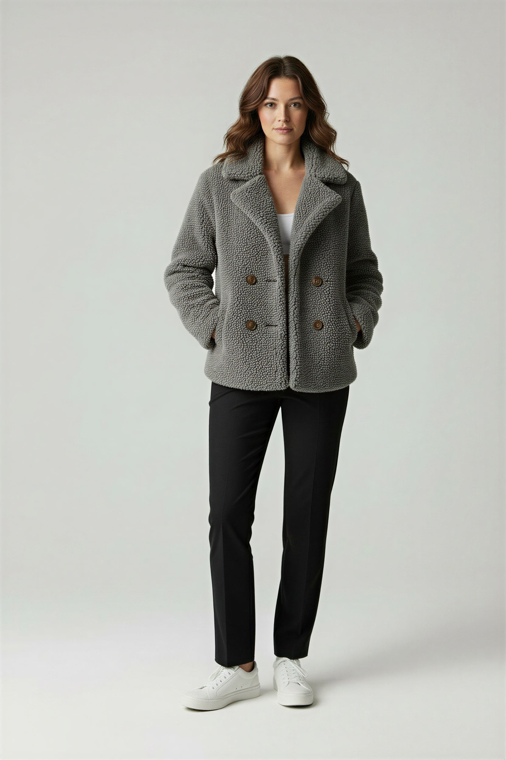 Women’s Soft Sherpa Winter Jacket – Warm Oversized Teddy Coat for Everyday Wear, Layered Looks and Comfort
