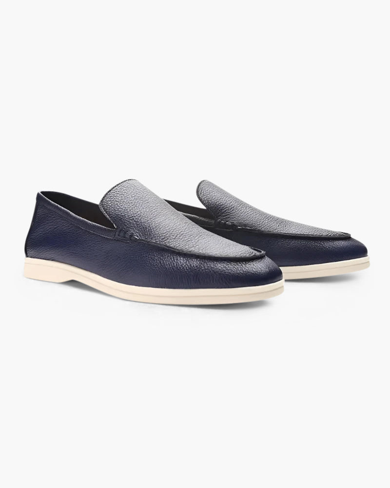 Herre loafers i tekstureret læder med fleksibel kontrastsål