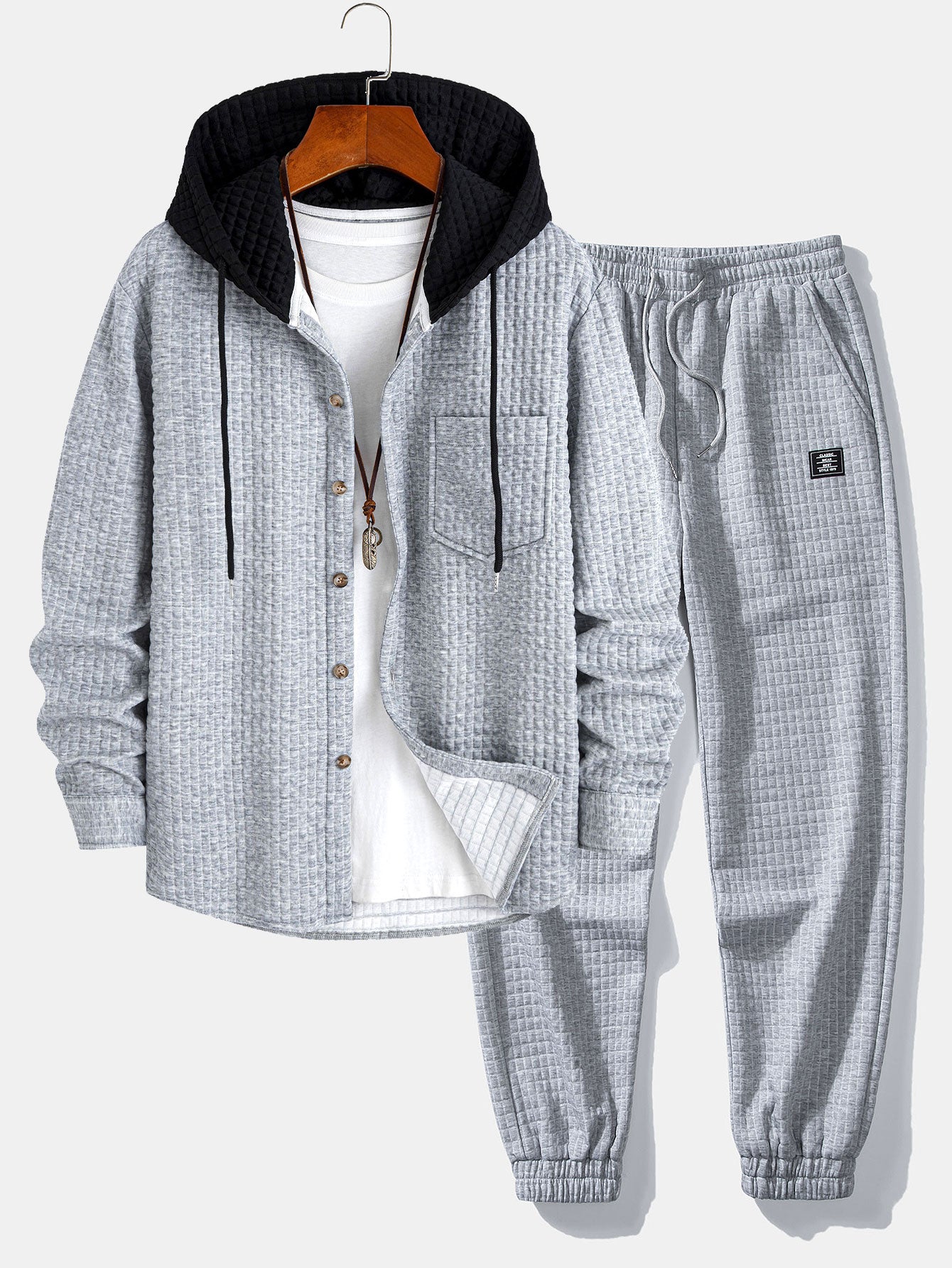 Completo da uomo con camicia con cappuccio in waffle e jogger – Abbigliamento casual testurizzato da weekend