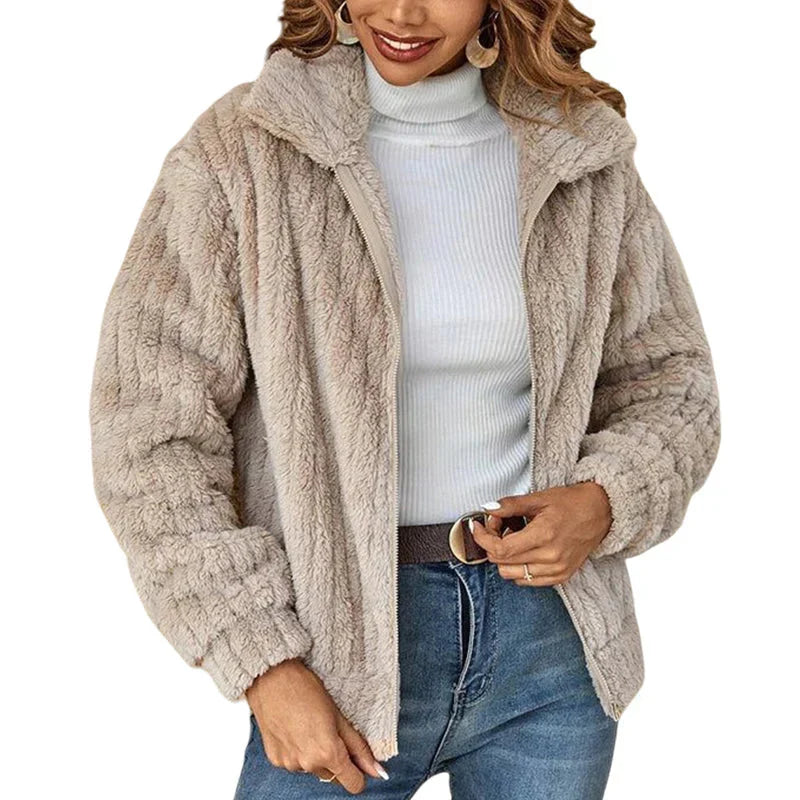Women’s Plush Zip-Up Fleece Jacket – Soft Relaxed Layer for Autumn and Winter