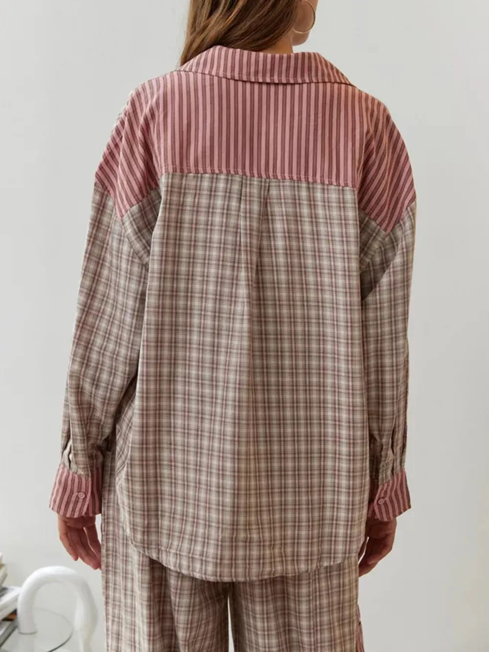 Gestreepte pyjamaset voor dames – Comfortabele pyjama met knoopsluiting voor ontspannen momenten en nachtrust