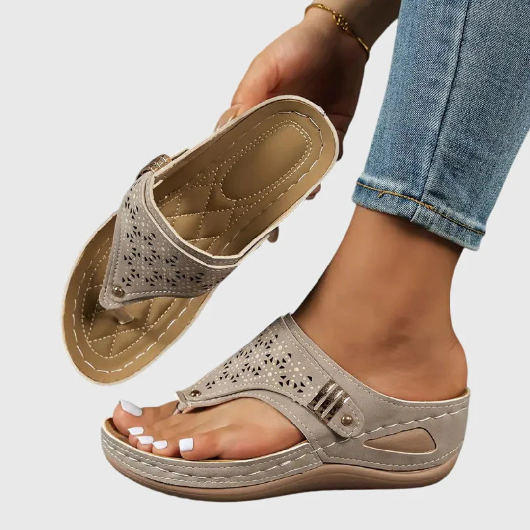 Damesandaler med polstret tårem – flade slip-on-sandaler til hverdagsbrug om sommeren