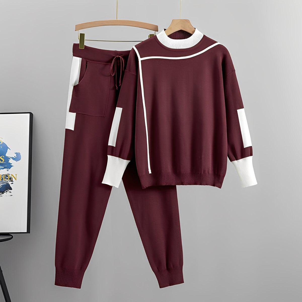 Set pentru femei cu bluză sport cu mâneci lungi și borduri contrastante și pantaloni jogger - ținută sportivă relaxată din două piese pentru purtare casual de zi cu zi