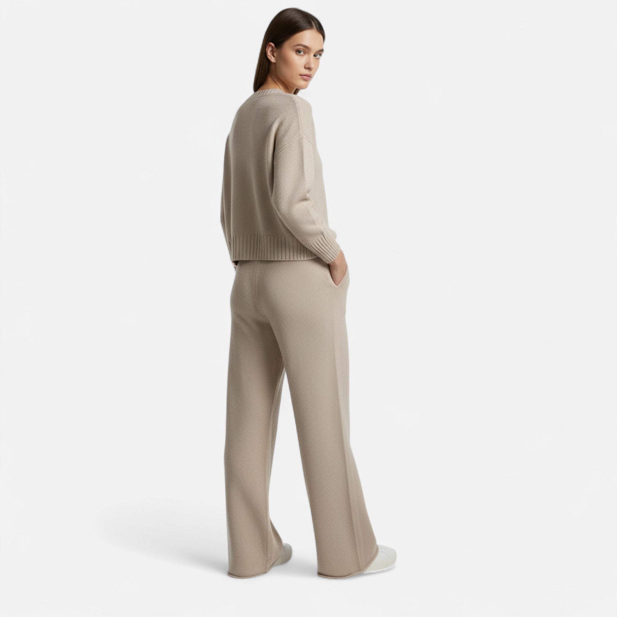 Valmonti | Women’s Wool Blend Sweater & Pants Set