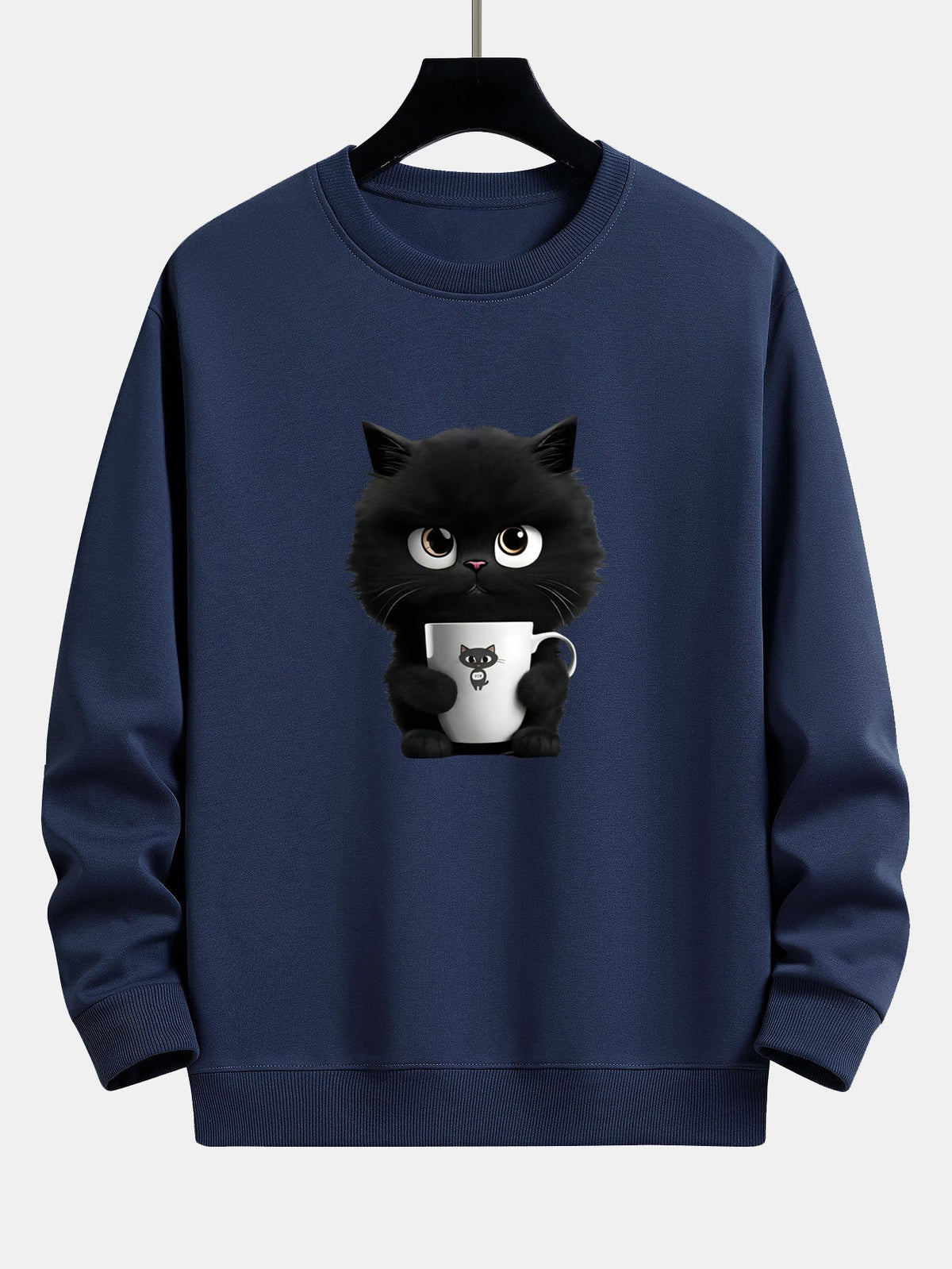Niedliches Sweatshirt für Herren mit einer Katze, die Kaffee hält – Locker geschnittener Pullover aus Baumwollmischgewebe mit verspielter Kätzchen-Illustration und Rippbündchen