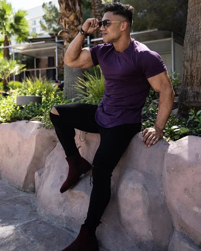 Herre Deep Cut Essential T-shirt – Strækbar, Åndbar, Komfortabel, Stilfuld, Atletisk, Hverdagspasform