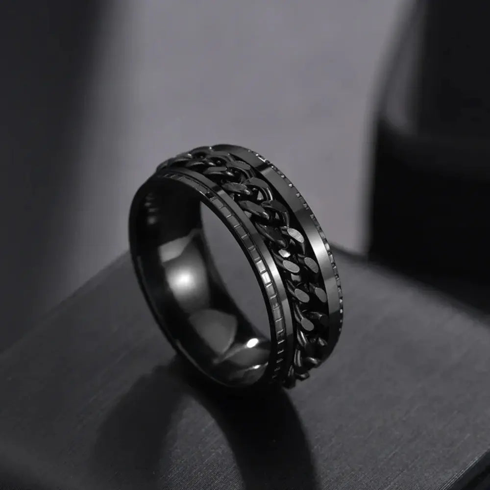 Men’s Roman Numeral Spinner Ring – Textured Statement Jewellery for Everyday Wear
