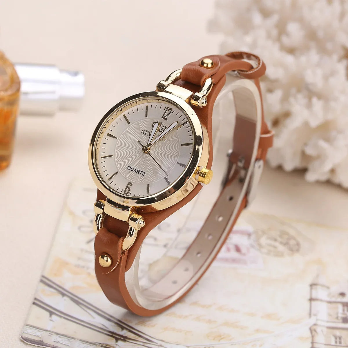 Women’s Vintage Quartz Watch – Gold-Tone Round Dial with Adjustable Vegan Leather Strap for Everyday and Formal Wear